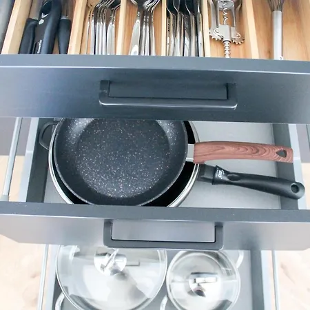 公寓 Modern - Fuer Freunde & Familien, Stadtnah, Parkplatz, E-ladestation, Gitterbox Fuer Fahrraeder, Fitnessstudio, Digitale Gaestemappe Mit Restaurant- Und Unternehmenstipps 科布倫茨