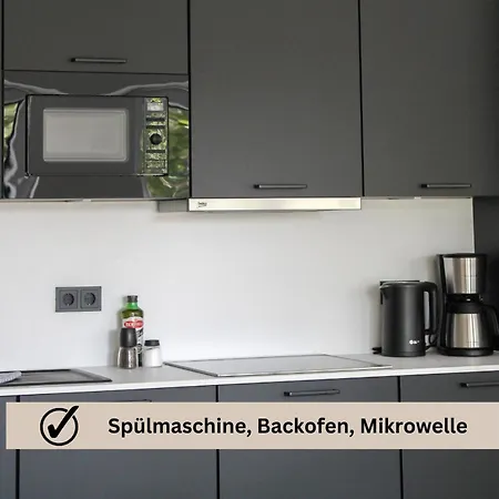 Modern - Fuer Freunde & Familien, Stadtnah, Parkplatz, E-ladestation, Gitterbox Fuer Fahrraeder, Fitnessstudio, Digitale Gaestemappe Mit Restaurant- Und Unternehmenstipps
