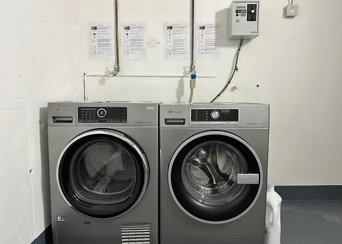 Modern - Fuer Freunde & Familien, Stadtnah, Parkplatz, E-ladestation, Gitterbox Fuer Fahrraeder, Fitnessstudio, Digitale Gaestemappe Mit Restaurant- Und Unternehmenstipps شقة *